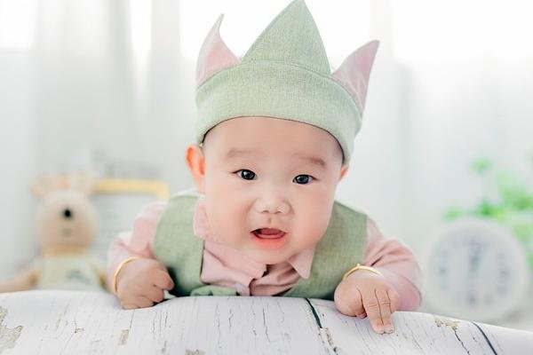 如何通过改善卵巢反应提高试管成功率？